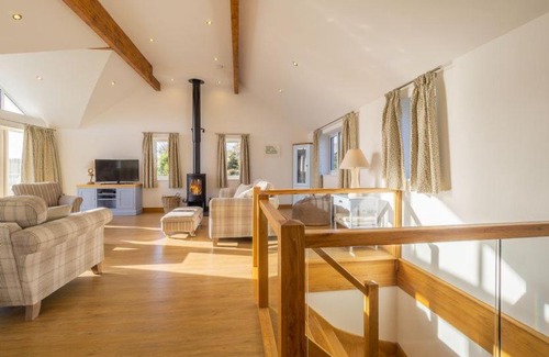 Coverack House | Lowenna