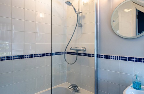 Rock Cottage | LOWENNA MANOR 4, pet friendly, with a garden in Rock