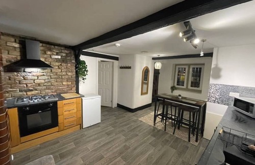 Holyhead Apartment | Lower Harbour watch