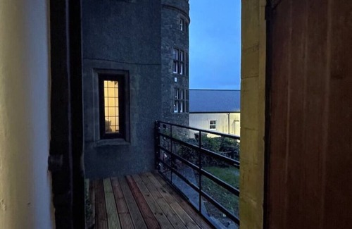 Holyhead Apartment | Lower Harbour watch