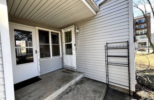 Coralville Apartment | Lower Level 2 Bedroom Duplex