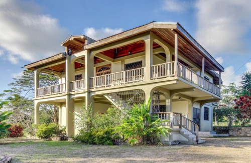 San Ignacio Apartment | Lower Level of a New Home in a Great Neighborhood w/WiFi, AC - Near Maya ruins