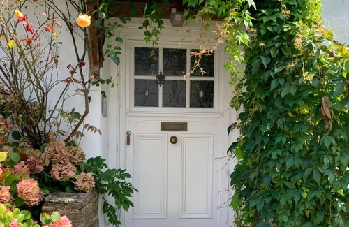 Dartmouth Cottage | LOWER MILL, pet friendly, character holiday cottage in Dittisham