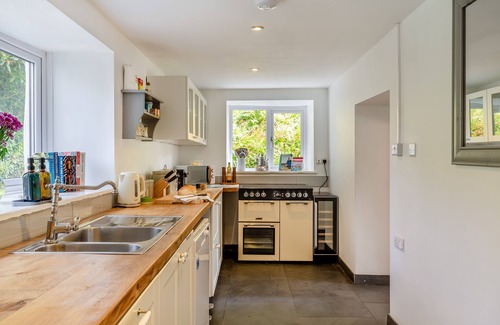 Bodmin House | Lower Pengelly - Five Bedroom House, Sleeps 9
