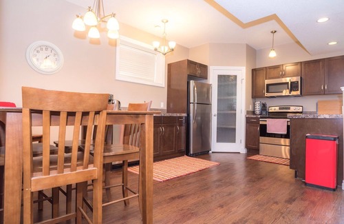 Grande Prairie House | Lower Suite Duplex - 3 Beds/1 Bath By Restaurants, Costco, G P Airport