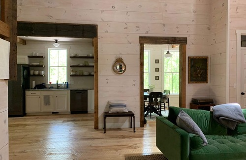 Mentone House | LOWER SUMMER RATES! Welcome to Ashwood House!