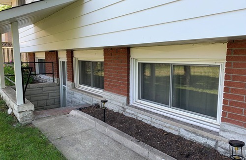 Chippawa House | Lower Unit bungalow Retreat in Chippawa Niagara Fall