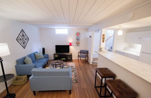 Central Colorado Springs Apartment | Lower Unit- Classic 50s Ranch Near Downtown