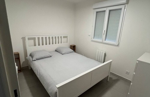 Martigues Villa | Lower villa with 300m2 garden