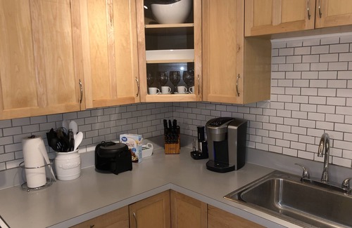 Coral Gables Section House | LOWEST PRICE 4 SPRING BREAK HOME! GABLES, UM, MIA AIRPORT, MIAMI BEACH, DOWNTOWN