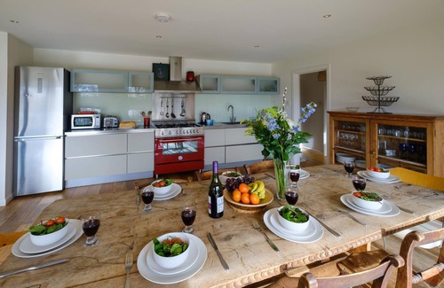 Thorpeness Cottage | Lowlands - sleeps 8 guests in 4 bedrooms