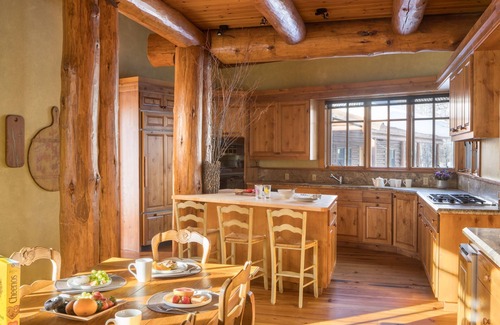 Teton Village House | LPJH | Rendezvous Lodge | The Perfect Private Oasis Just Minutes from the Slopes