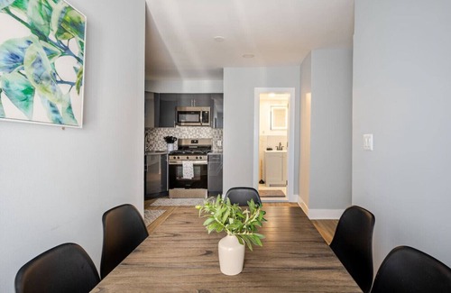 Black Rock Historic District Apartment | Lrg 2 Bedroom apart in BlackRock