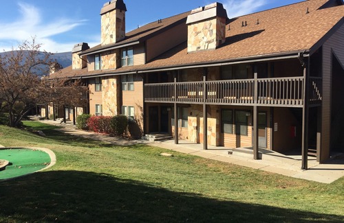Eden Condo | Lrg 2bd, Snow Basin, Powder Mtn, Pineview Res.