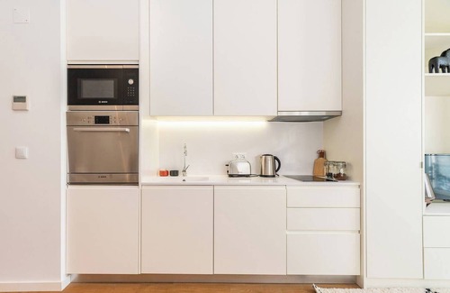 Sao Jose Apartment | LSBN-PRA533] Summary: