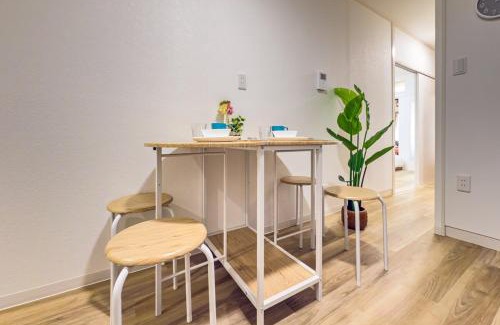 Higashishinsaibashi Apartment | LSH Link Smike House