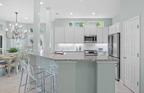 Sandestin Condo | 🏖️LSV(Golf Cart) Included-Walk to Beach-Community Pool-Tivoli by the Sea 5286☀️