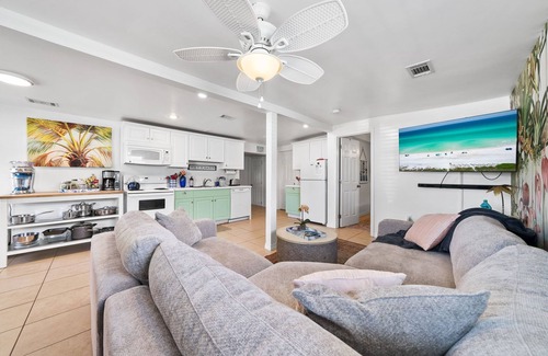 Laguna Beach House | LT Discount.Pet Friendly.Walk to Beach