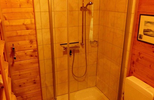 Hayingen House | Ltd-100, 3 Pers., ca. 60qm - Ferienpark Lauterdörfle 1.1
