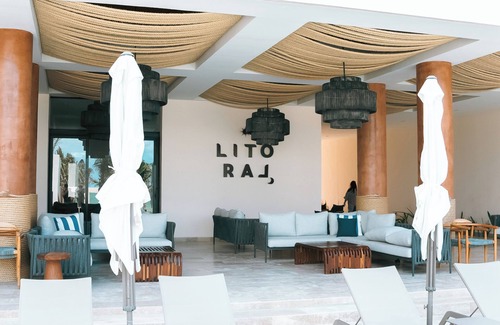 Progreso Municipality Apartment | Luxury 3BR Oceanfront Retreat - Pool, Views & Private Beach