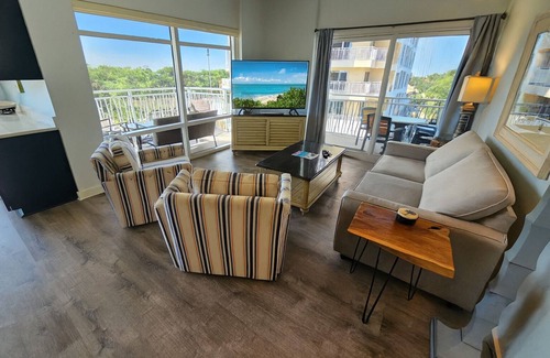 Sandestin Condo | Luau 6424 | 1BR Condo w/Gulf Views, Pool & Steps to the Beach
