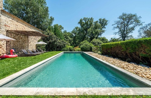 Goult House | Luberon – A magnificent character property – Sleeps 17