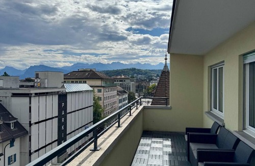 Lucerne Apartment | Lucern 2-BR Flat w Netflix Top location