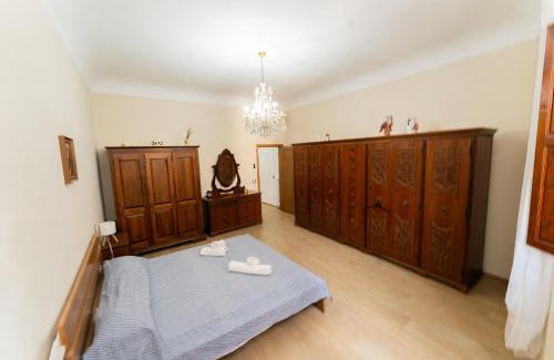Isolotto Apartment | LUCIA's Apartment