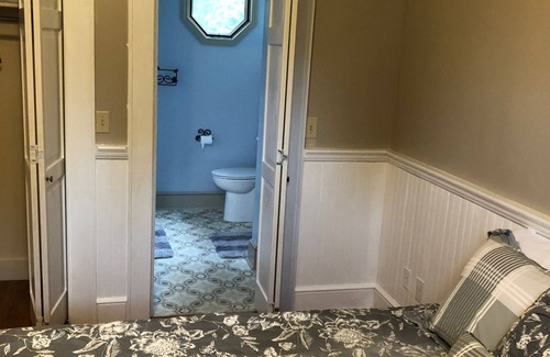 Waynesville House | Lucia Suite @ The Herren House