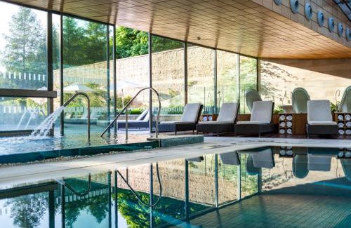 Colerne Hotel | Lucknam Park, Emblems Collection