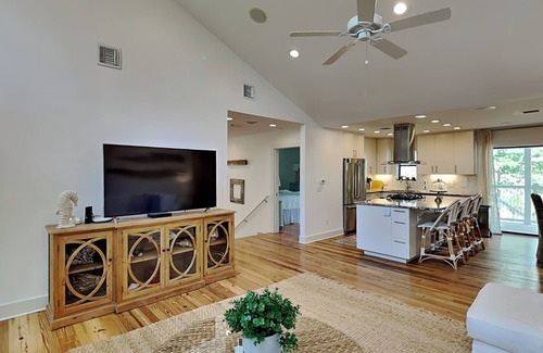 Seagrove Beach House | Lucky 7 Beach | Near Beach, Private Pool, Golf Cart + Bicycles