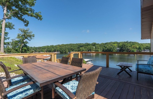 Osage Beach Apartment | Lucky Duck Water's Edge stand alone 1-bedroom apartment in Lake Ozark, Missouri