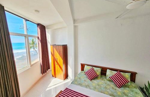 Unawatuna House | Lucky Pearl Beach Resort