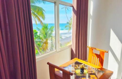 Unawatuna House | Lucky Pearl Beach Resort