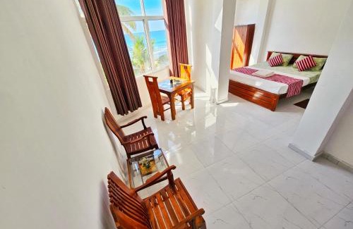 Unawatuna House | Lucky Pearl Beach Resort