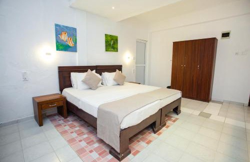 Nalagasdeniya Hotel | Lucky Seven Hikkaduwa