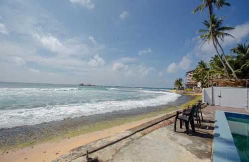 Nalagasdeniya Hotel | Lucky Seven Hikkaduwa