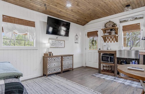 Bandera House | Lucky Star Ranch - Shooting Star