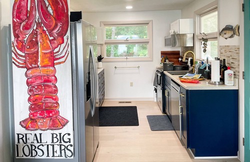 Sullivan House | Lucky Stone Retreat - private beach & Acadia view