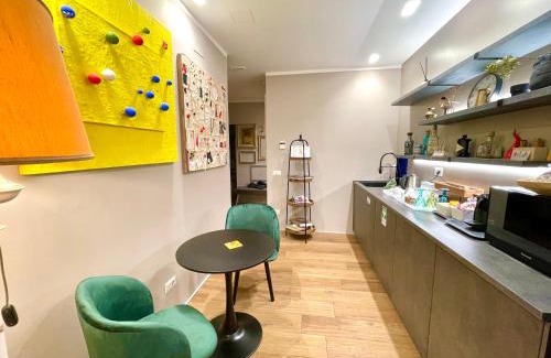 Quartiere XVII Trieste House | LUCRINO 45 by Ale