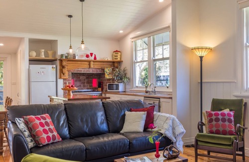 Kyneton House | Lucy's Cottage in beautiful Kyneton