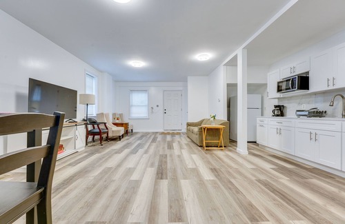 Ludlow House | Ludlow Townhome: 3 Mi to Okemo Mountain!