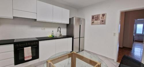 Massagno Apartment | Lugano LakeView Apartment with Self Check-in & Private Parking on Request
