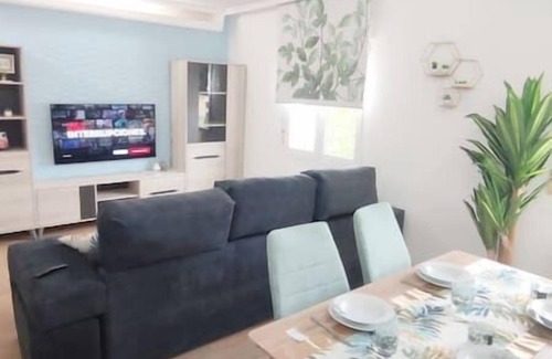 Oviedo City Centre Apartment | Lujo: Parking, Pinball + 8 min Ayto + 2 Habs 1.50