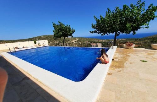 Peniscola House | Lujoso Adosado familiar, vistas al mar y montaña gran terraza, bebes, mascotas