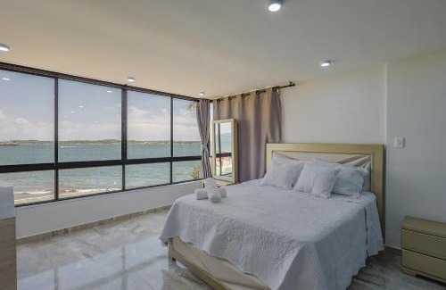 El Laguito Apartment | Lujoso apartamento con vista al mar