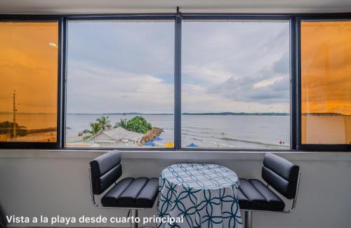 El Laguito Apartment | lujoso apartamento familiar frente al mar