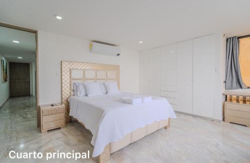 El Laguito Apartment | lujoso apartamento familiar frente al mar