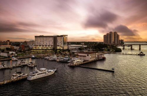Downtown Historic District Hotel | Luminary Hotel & Co., Autograph Collection