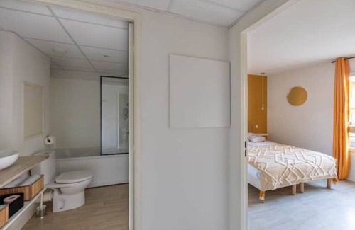 Lourdes Apartment | Lumineux Studiodhalia Wi-fi